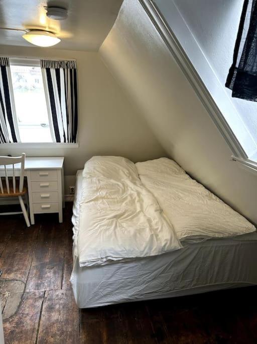 Cozy Apartment In Popular Street 卑爾根 外观 照片